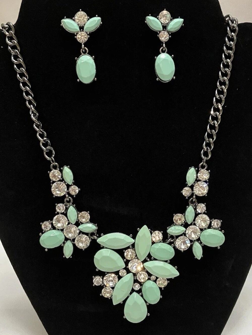 Mint Green Cabochon Rhinestone Statement Necklace & Earrings Hollywood Jewelry